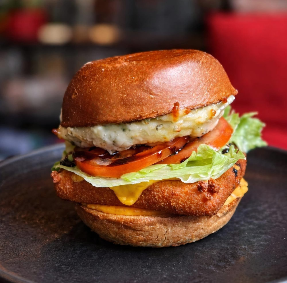 4 CHEESE BURGER